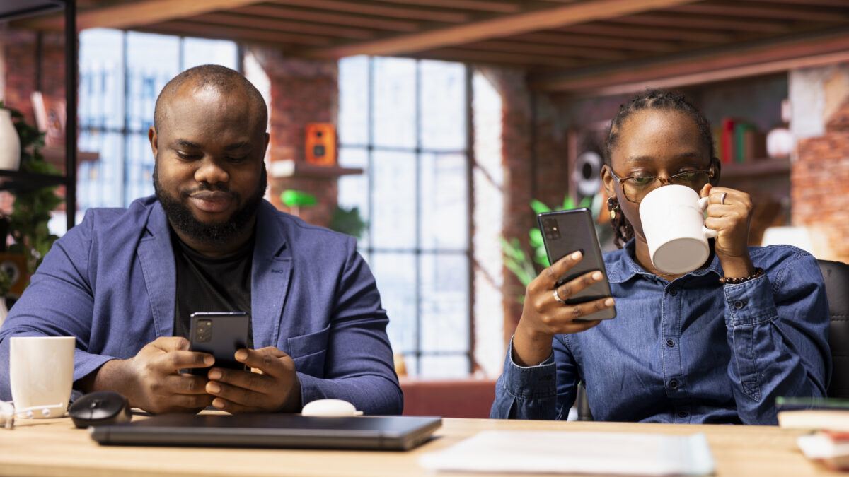 Top 6 Factors to Consider When Choosing a Bulk SMS Provider in Kenya-Celcom Africa